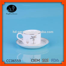 Чашка большого объема и блюдце, сертификационная чашка и блюдце SGS / LFGB / FDA, оптовая чашка и блюдце с серебряным ободком